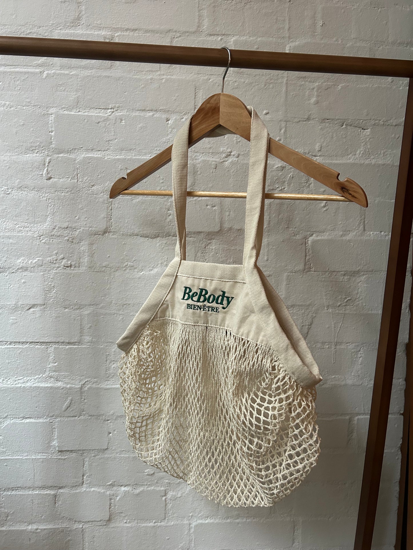 SUMMER TOTE